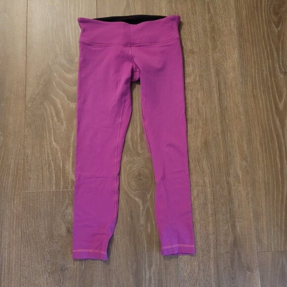 Lululemon Sz 8 Wunder Under Crop Legging Reversible Raspberry Pink Black - Picture 2 of 9